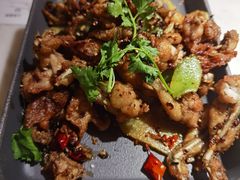 馋嘴香锅牛蛙-佬肥猫(国华广场店)