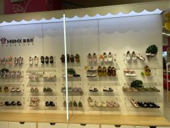 -孩子王童乐园(西安盛龙店)