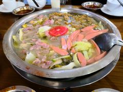 -泸州酸菜豆花火锅川师店