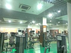 -魔岩攀登(南京东路店)