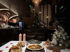 -Mogul Eatery·大亨餐酒馆