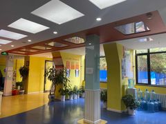 -LILY英语思维馆(玉泉路店)