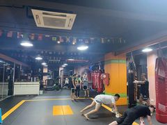 -臻元搏击格斗泰拳拳馆(港隆店)