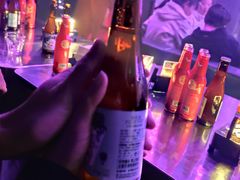 -赛博LIVE SHOW酒吧