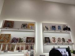 -HIMO海马体照相馆(上海华润CP静安店)