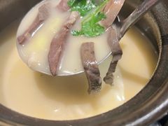 老火羊杂汤-巴扎美食·新疆菜·西域歌舞表演餐厅(新疆大厦店)