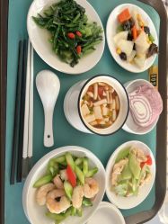 -月之旅·尊 高端月子会所(科馨别墅一店)
