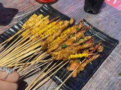 -老街烧烤大排档·地道湖北菜·龙虾馆(汉口火车站店)