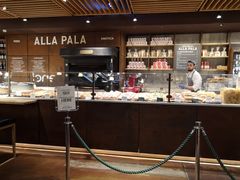 -Eataly