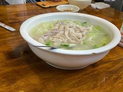蘸水肥肠-茅屋大酒店