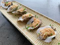 蒜茸烧生蚝-蠔爺王志德生蚝馆(金沙湾店)