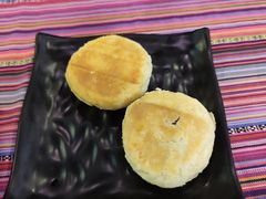 -香巴拉云南餐厅(华莱坞店)