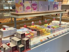 面包甜点陈列柜-好利来(亦庄国融店)