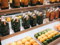 -奈雪的茶(湖滨银泰in77C区PRO店)