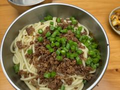 素椒杂酱面-左撇子私房面