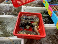 -拉威海鲜市场