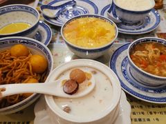 冰糖雪耳桃胶奶-广信牛奶甜品世家(台东店)