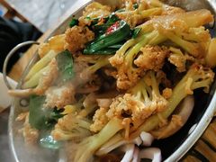 -梓檚中餐厅湖北菜小龙虾武昌鱼排骨藕汤(黄鹤楼店)