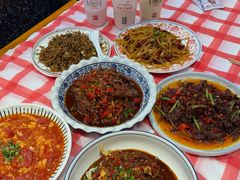 -饶品富牛魔王辣味烧菜馆(船山路总店)