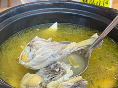 -品鲜村农家菜·阳澄湖大闸蟹(总店)