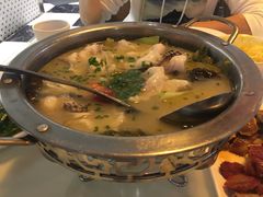 -新大咀港式茶餐厅(宝山万达店)