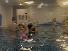 -蓝旗亲子游泳(范湖万达广场店)