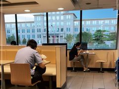 -麦当劳(军博店)