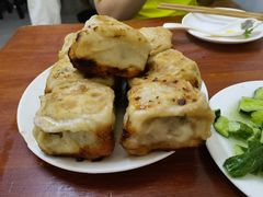 -宝瑞门钉肉饼店