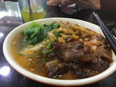 -豆豆八刀汤(皇岗公路大厦店)