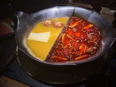 -湊湊火锅·茶憩(南京东路悦荟店)