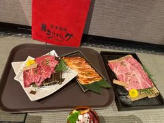 -山川小町·极番烧肉(新地假日广场店)