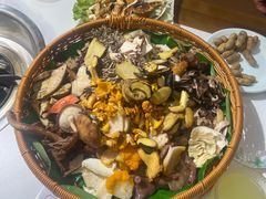 -野菌王•养生汤锅•野生菌火锅(大理漾濞路店)