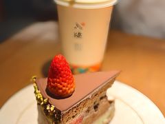 -RUXU入续糖水铺与包(卓悦中心店)