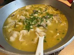 -渝信川菜 · 川味家常菜(财富购物中心店)