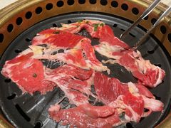 -蚂蚁洞·烤肉大营地(上海静安大悦城店)