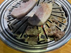 厚切五花肉-老炉家木炭烤肉(长江国际店)