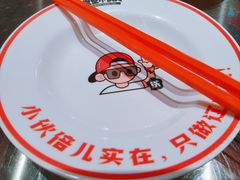 餐具摆设-堂堂小伙夫·辽宁小吃大排档(京西大悦城店)