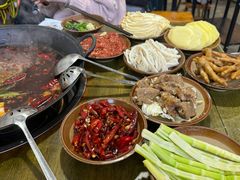 -黄潇洒老火锅(九眼桥宏济巷店)