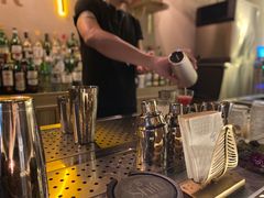 -Shift cocktail bar鸡尾酒吧
