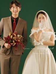 -易摄影婚纱摄影工作室