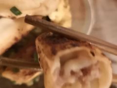 -胖子锅贴(双阳路111弄店)