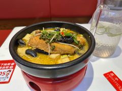 -渝是乎酸菜鱼·川渝小炒(新世界百货望京店)