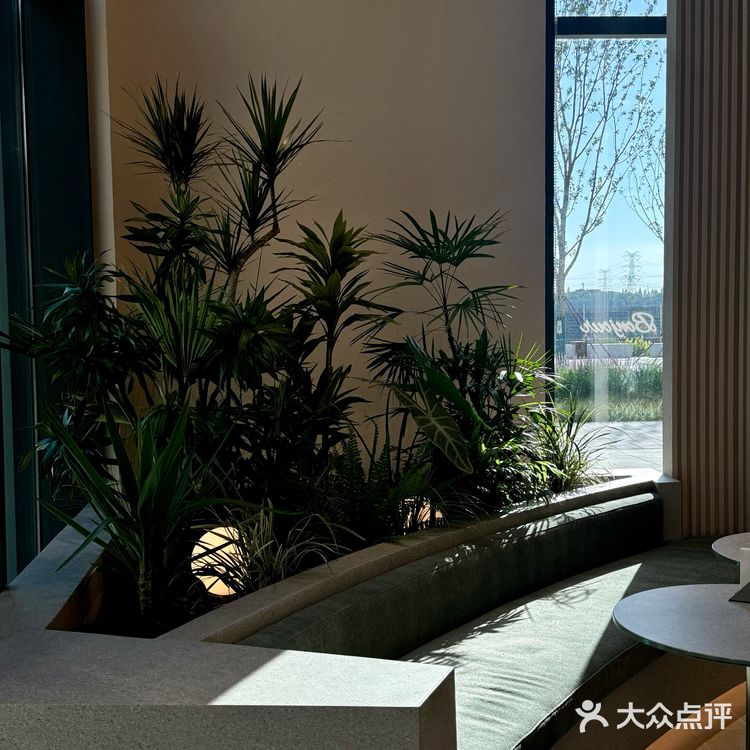  上海首家Bonjour餐厅居然藏在这里！