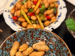 醋泡花生米-贰醒·私房小院烧烤 (太古里店)