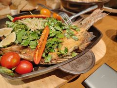 -云海肴·汽锅鸡·云南菜(天山百盛优客店)