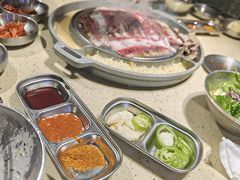 -安小胖韩国烤肉(财富广场画苑小区店)