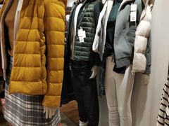 -优衣库(哈尔滨中央大街店)