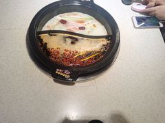 鸳鸯锅-钢管厂五区小郡肝火锅串串香(总店)