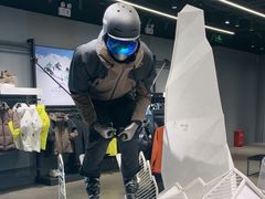 -迪桑特DESCENTE(青岛山东路万象城店)