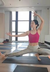 -恩舍瑜伽普拉提